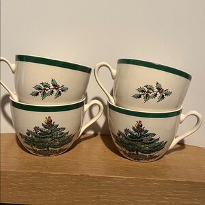 Set of 4 Spode Christmas Tree Tea Cups S3324‎ England Vintage Spode